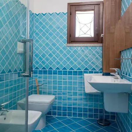 Marina Maria בית נופש *